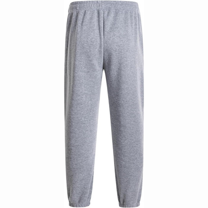 gray sweatpants